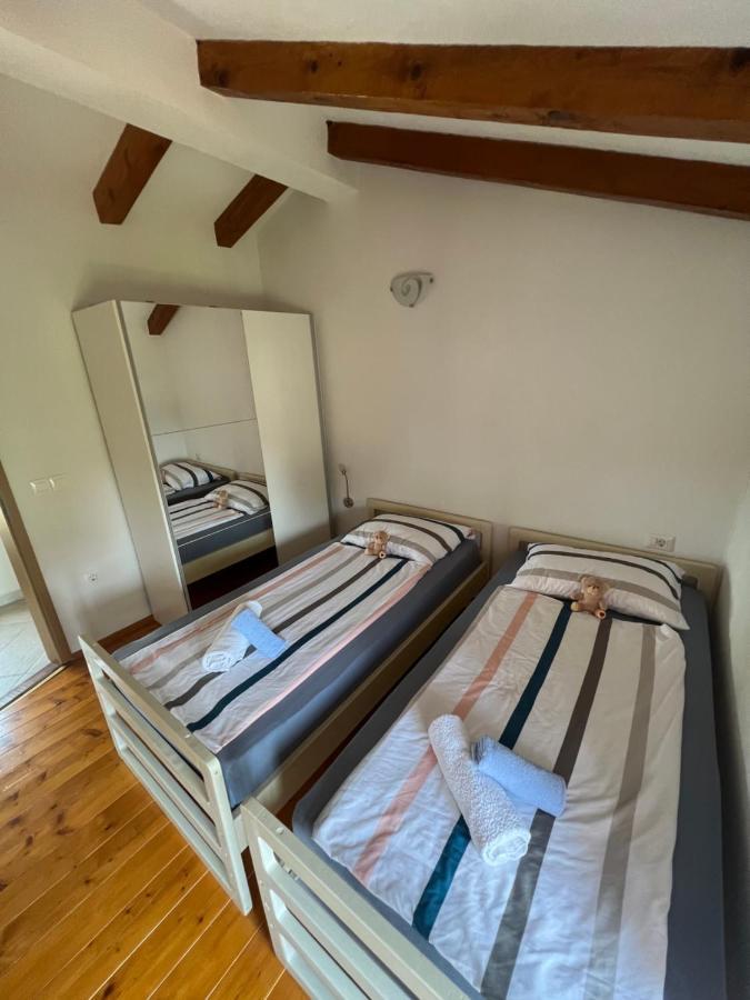Kuca Za Odmor Matea Lägenhet Poreč Exteriör bild